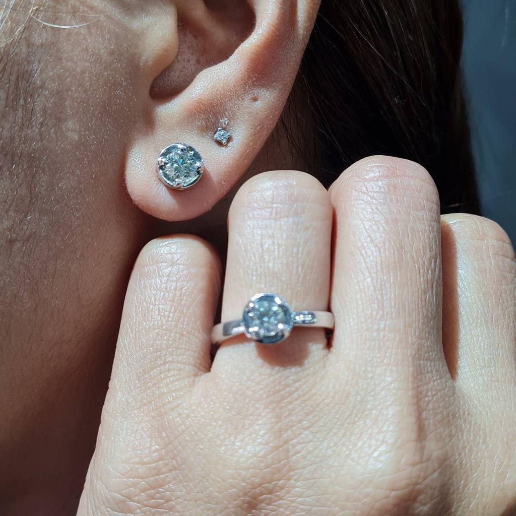 Classic Round Bezel Stud Diamond Jewelry Set 14K