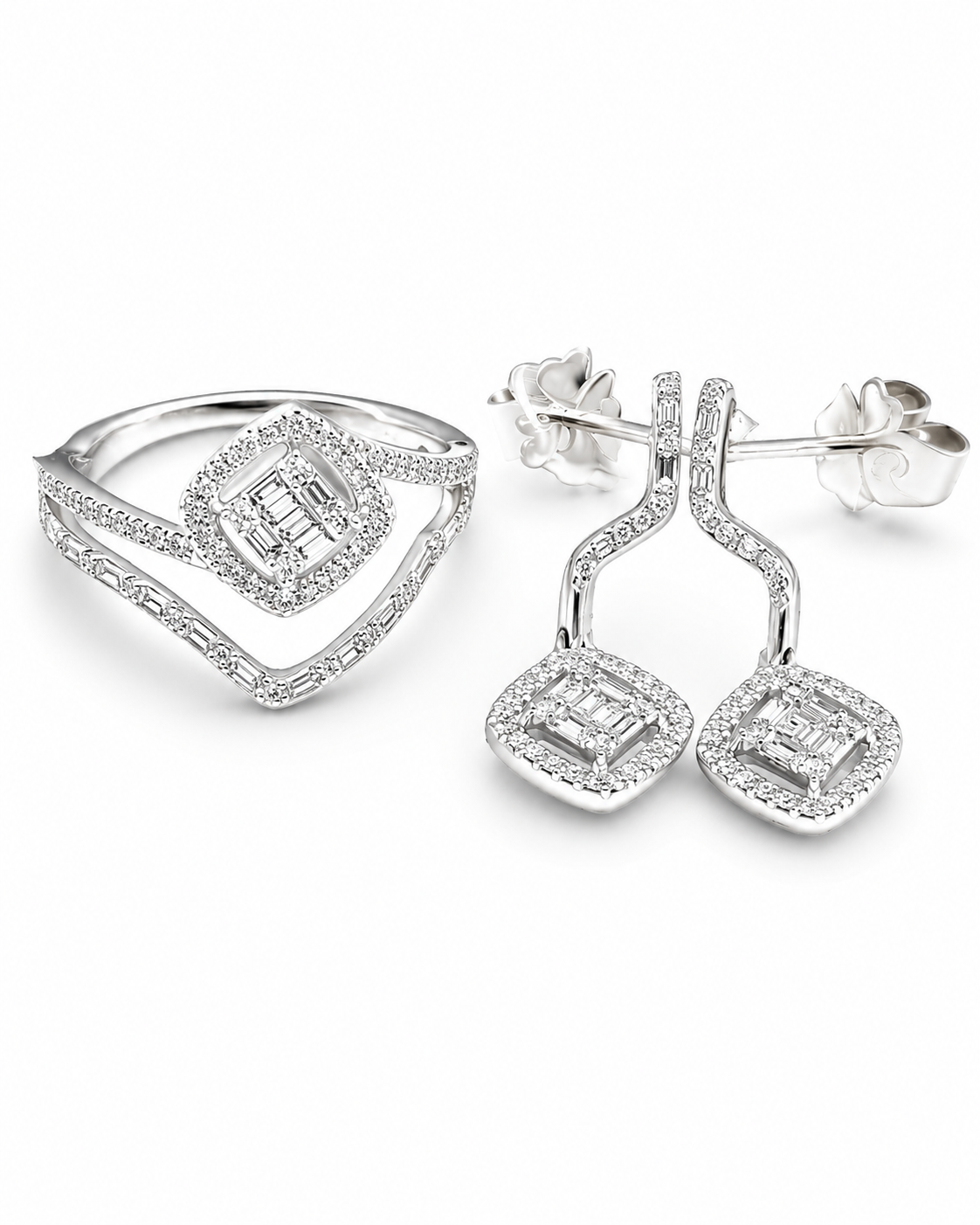 Classic Cushion Drop Diamond Jewelry Set 14K