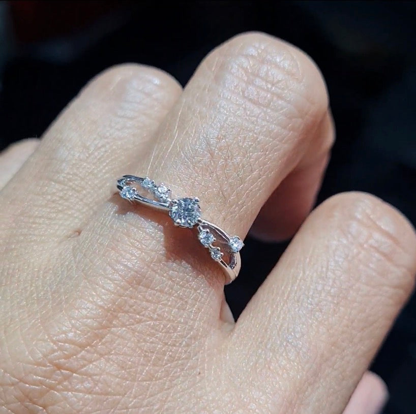 Classic Round Half Eternity Band Diamond Ring 18K