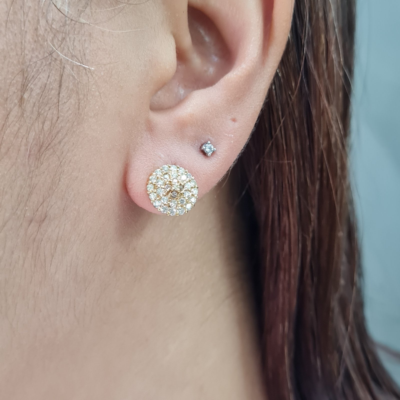 Classic Round Pave Stud Diamond Earrings 18K