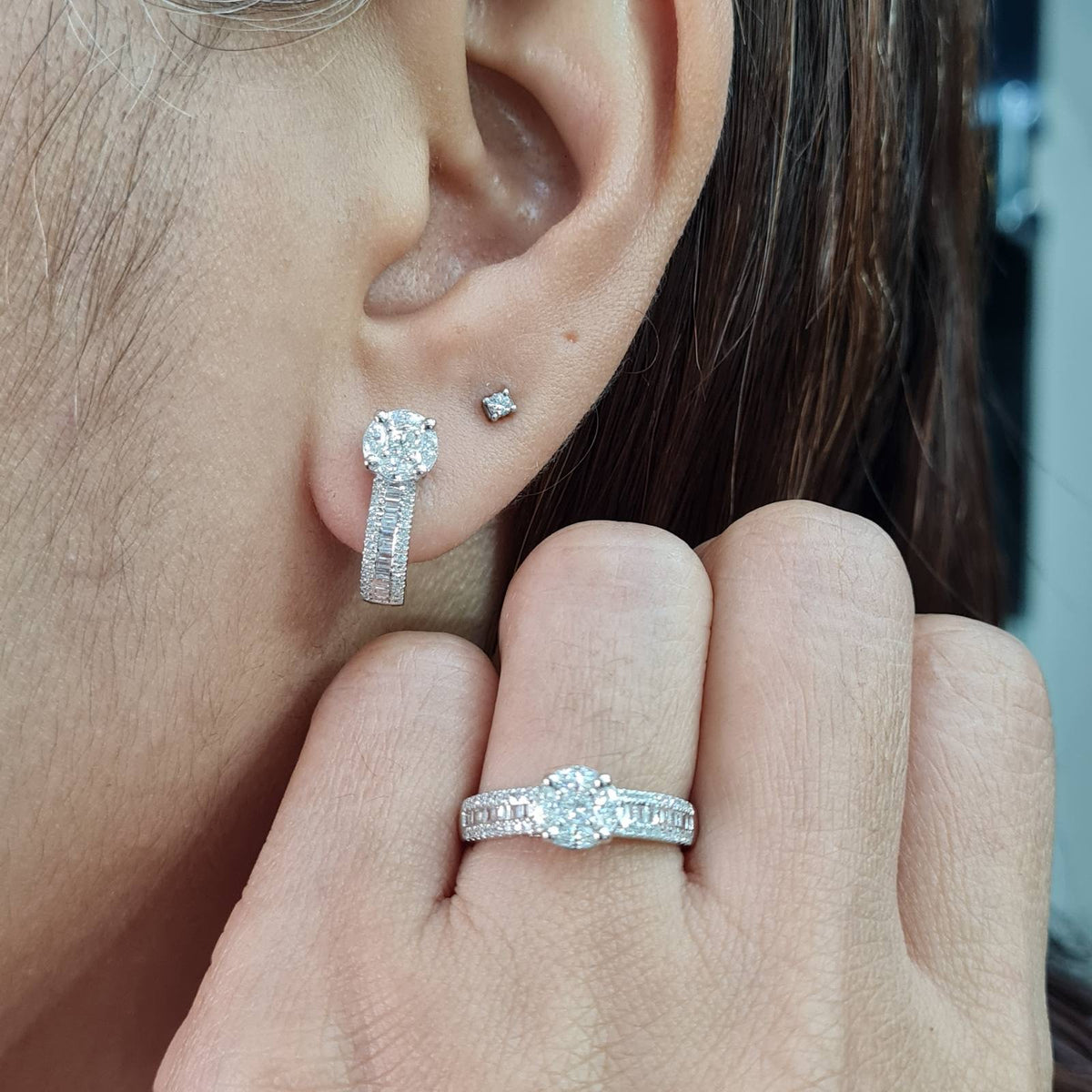 Classic Hoop Round Invisible Setting Hoop Paved Diamond Jewelry Set 14K