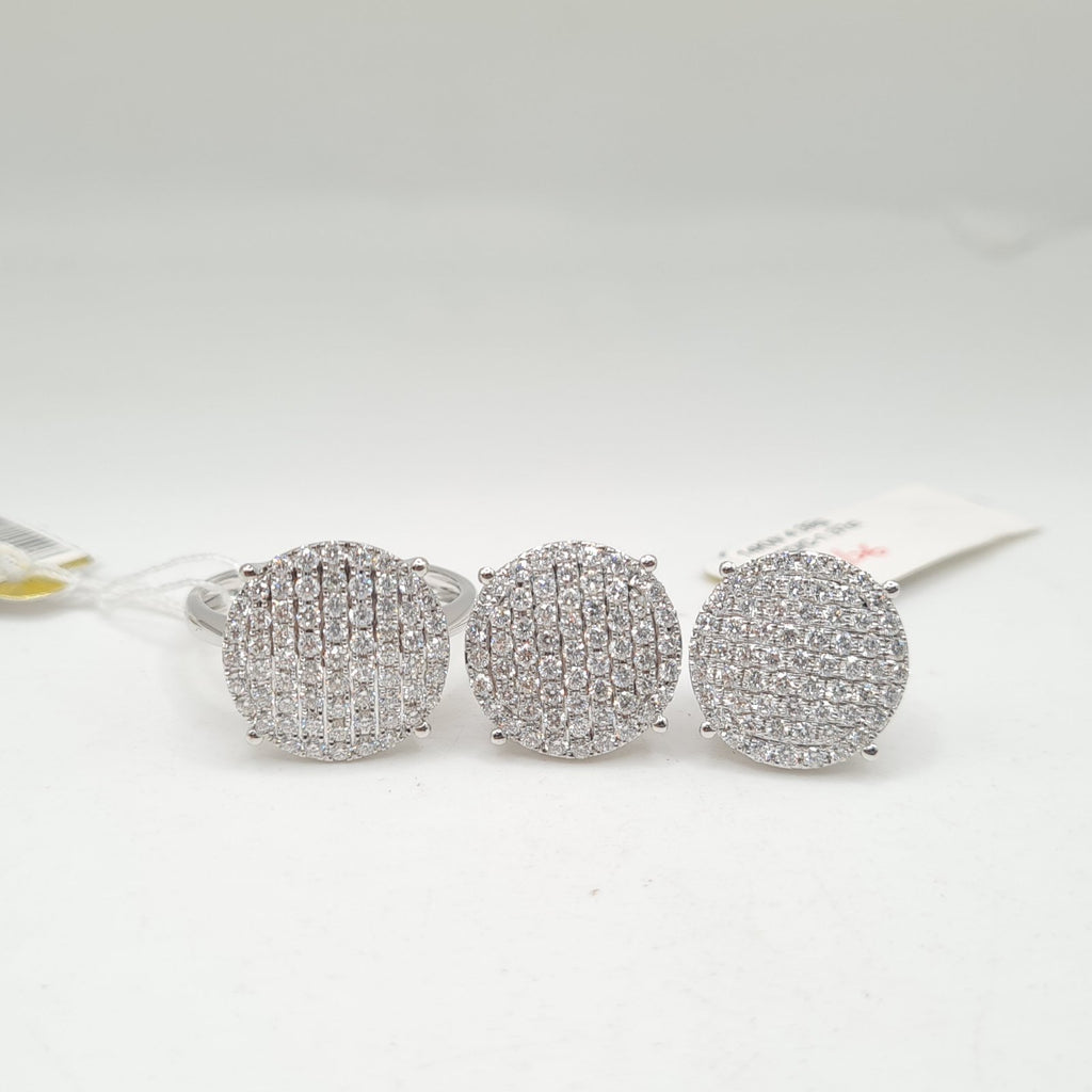 Classic Round Diamond Jewelry Set 14K