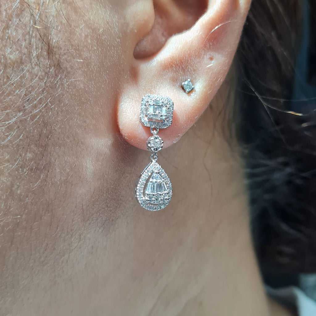 Classic Pear Dangling Diamond Earrings 14K