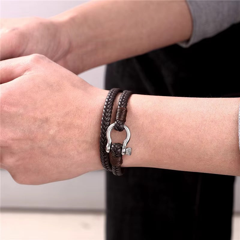 Padrè | Steel, Leather
