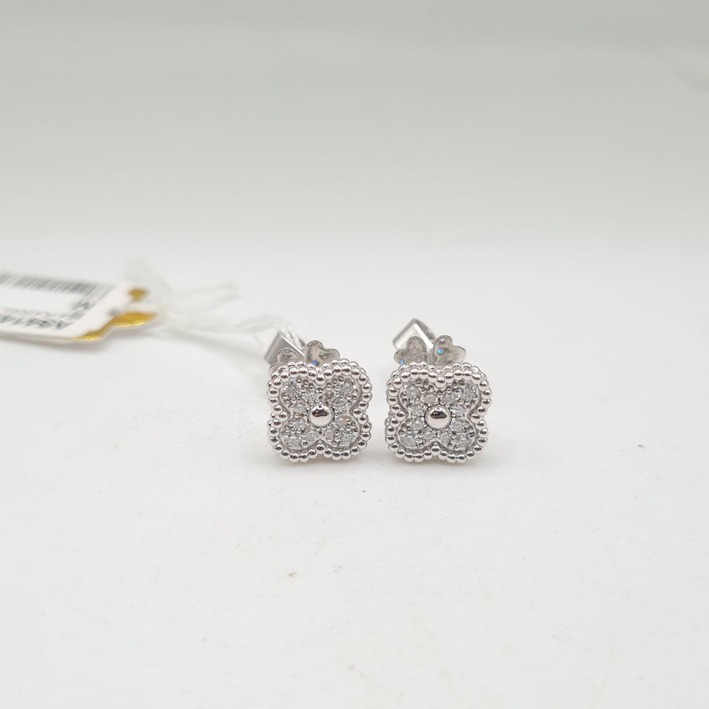 Dainty Clover Stud Diamond Earrings 14K