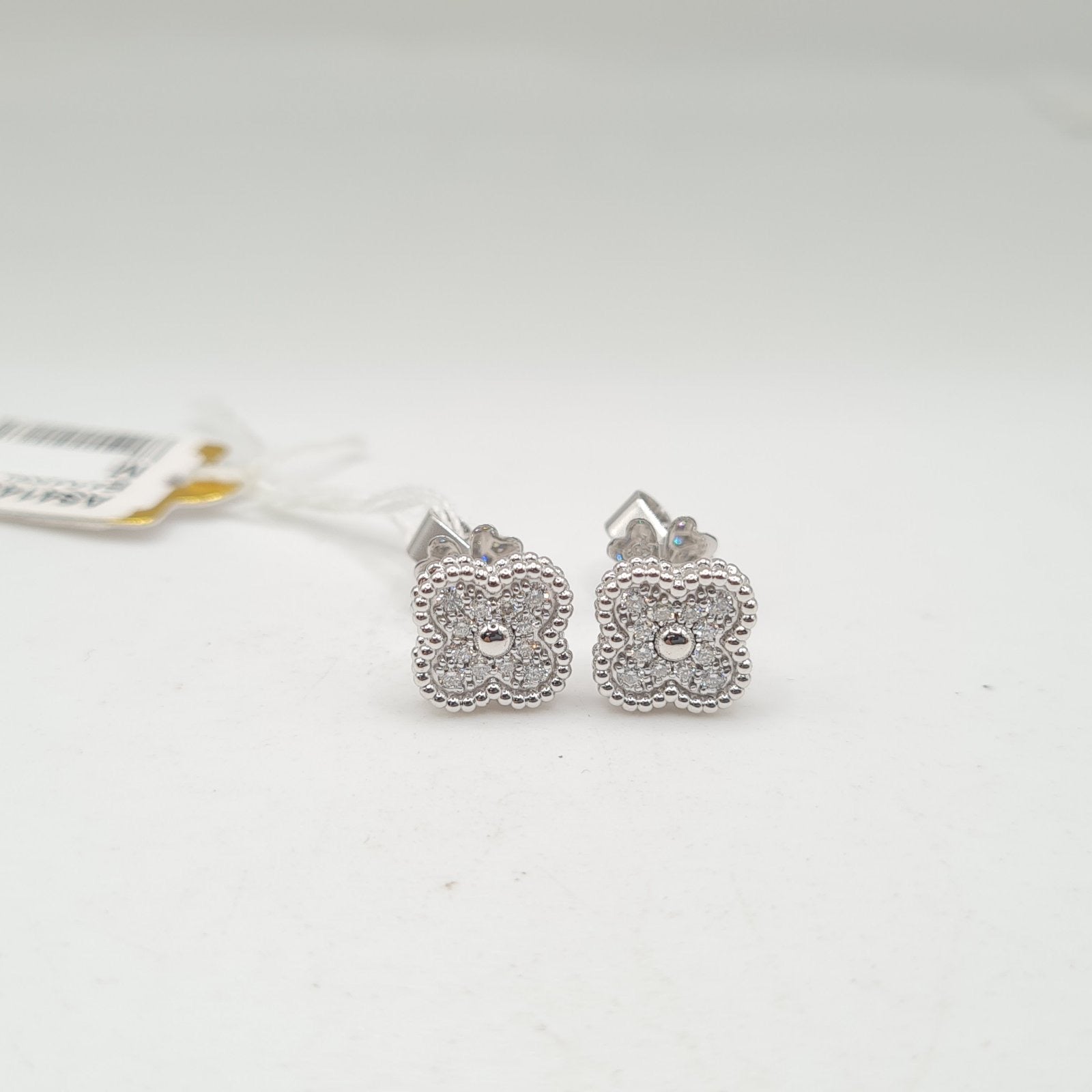 Dainty Clover Stud Diamond Earrings 14K