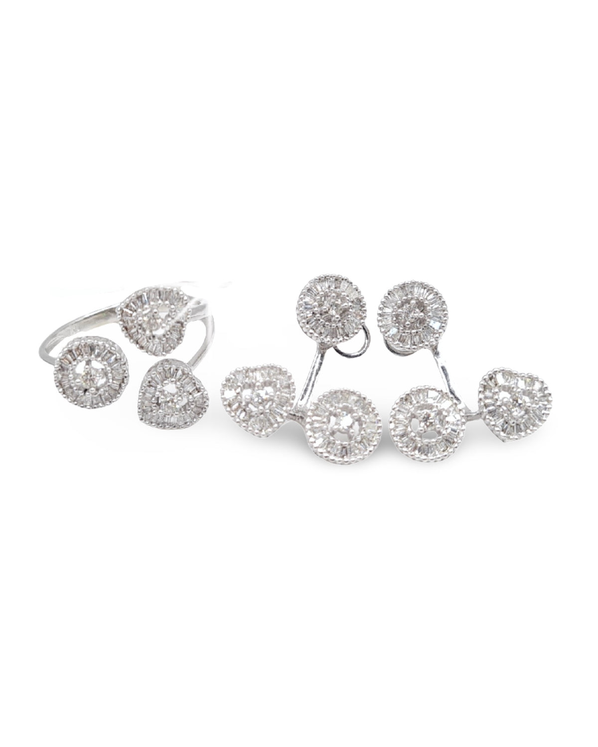 Classic Round Heart Overlap Cluster Diamond Jewelry Set 18K