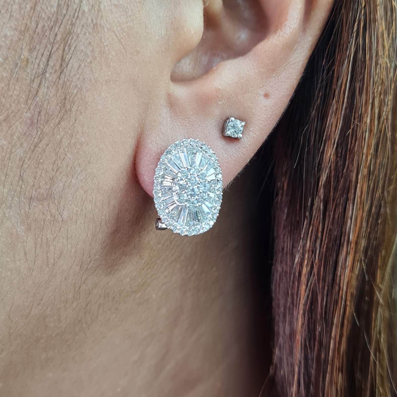 Classic Oval Baguette Diamond Earrings 18K