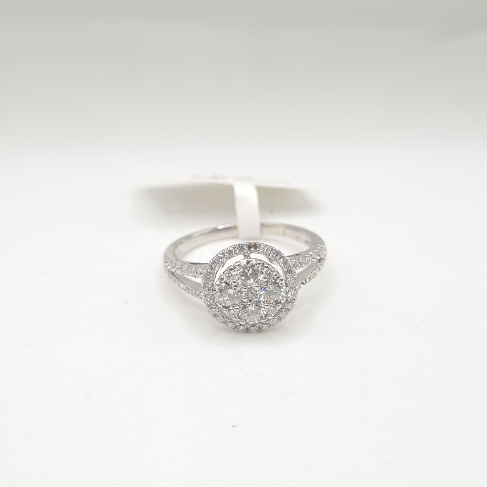 Classic Round Halo Paved Diamond Ring 18K