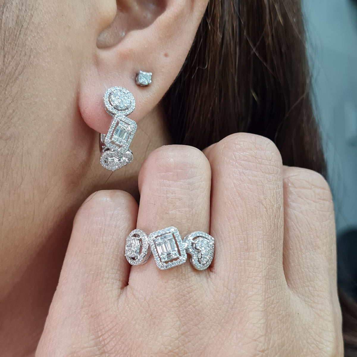 Classic Hoop Cluster Shape Diamond Jewelry Set 14K