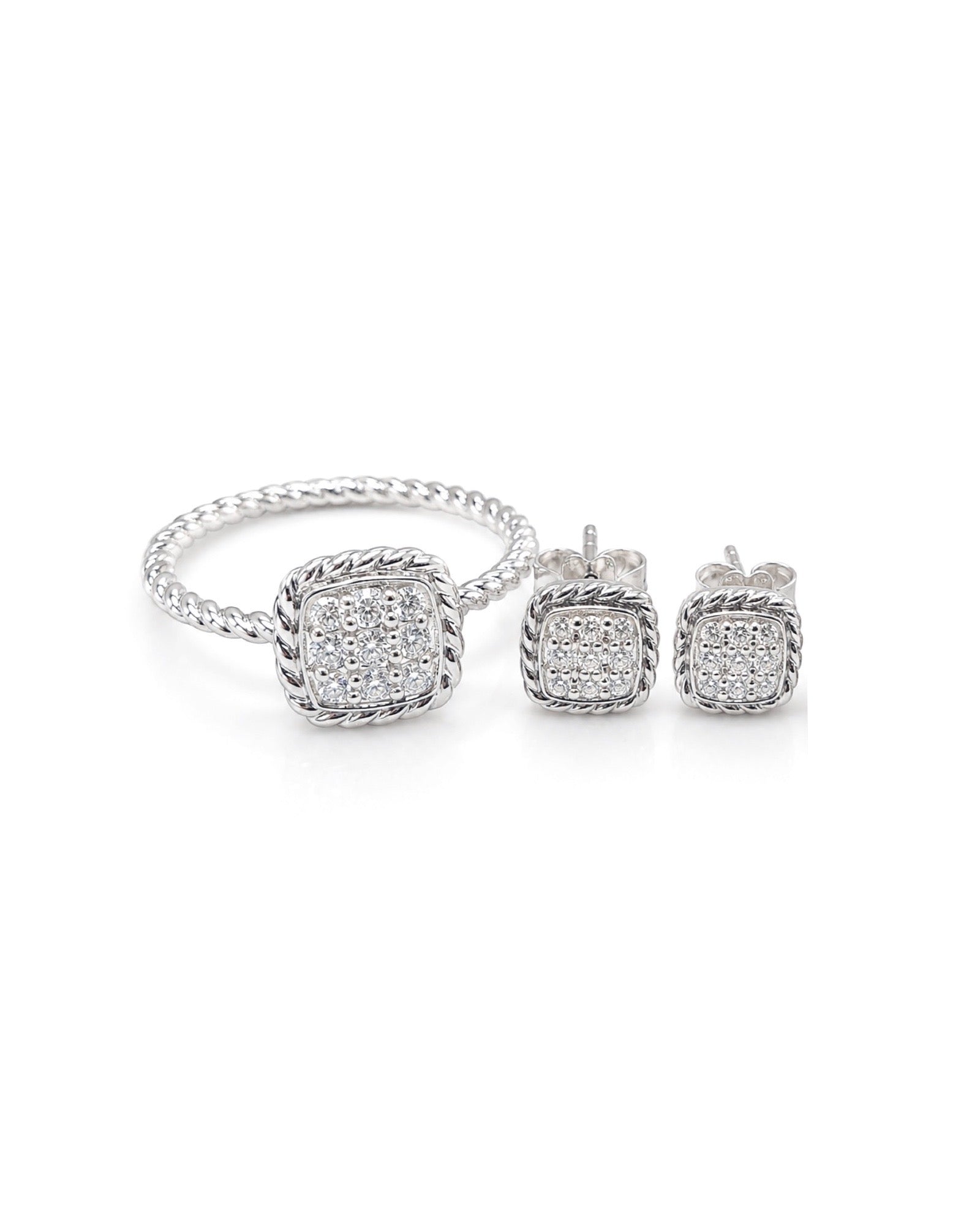 Classic Cushion Beaded Diamond Jewelry Set 14K