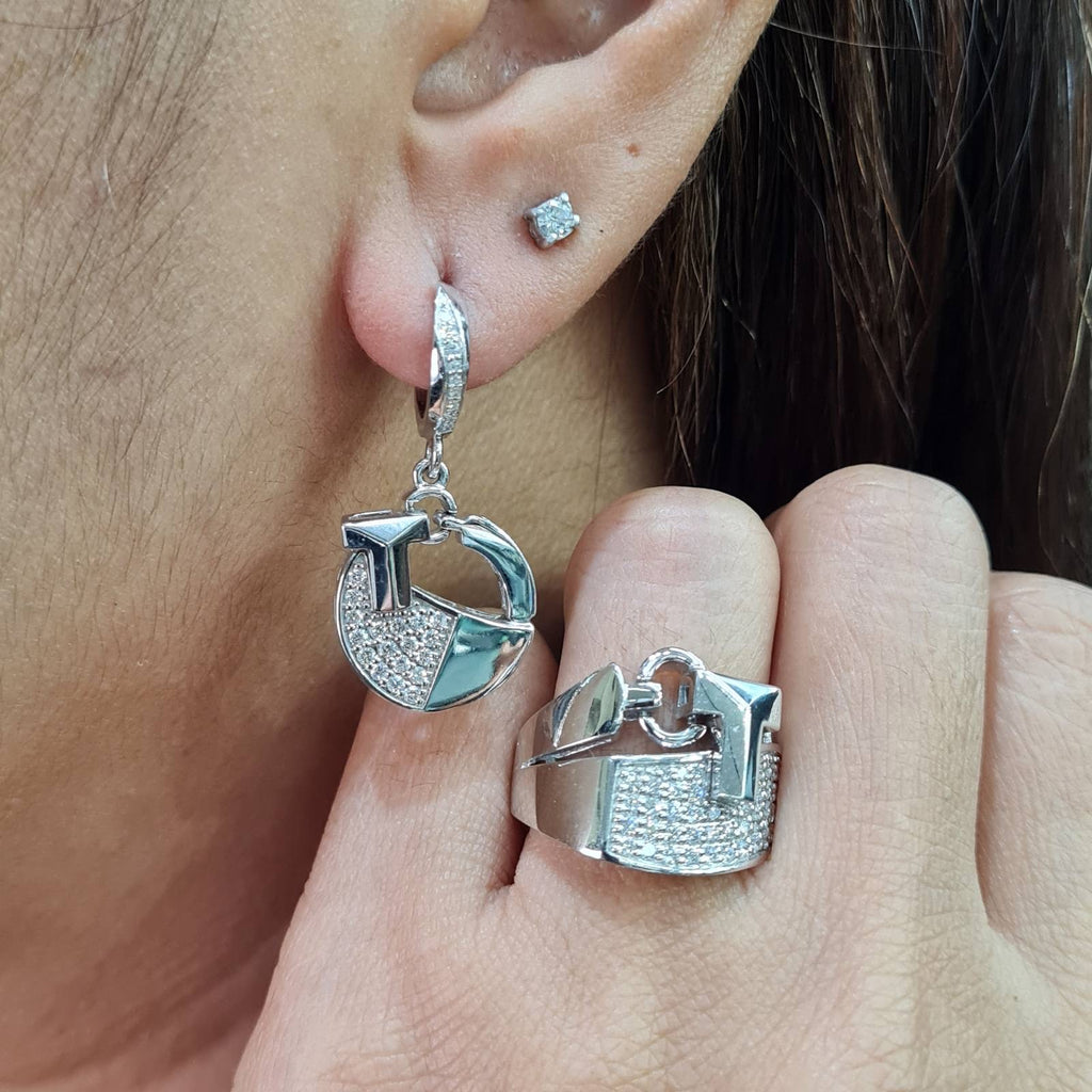 Deco Lock Dangling Hoop Diamond Jewelry Set 14K