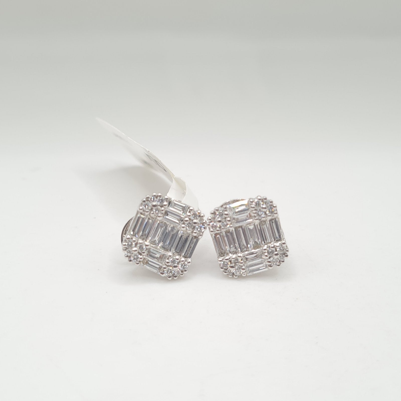 Classic Square Stud Diamond Earrings 14K