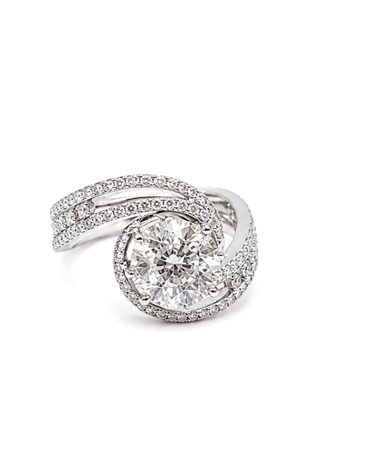 Classic Round Swirl Deco Diamond Ring 18K