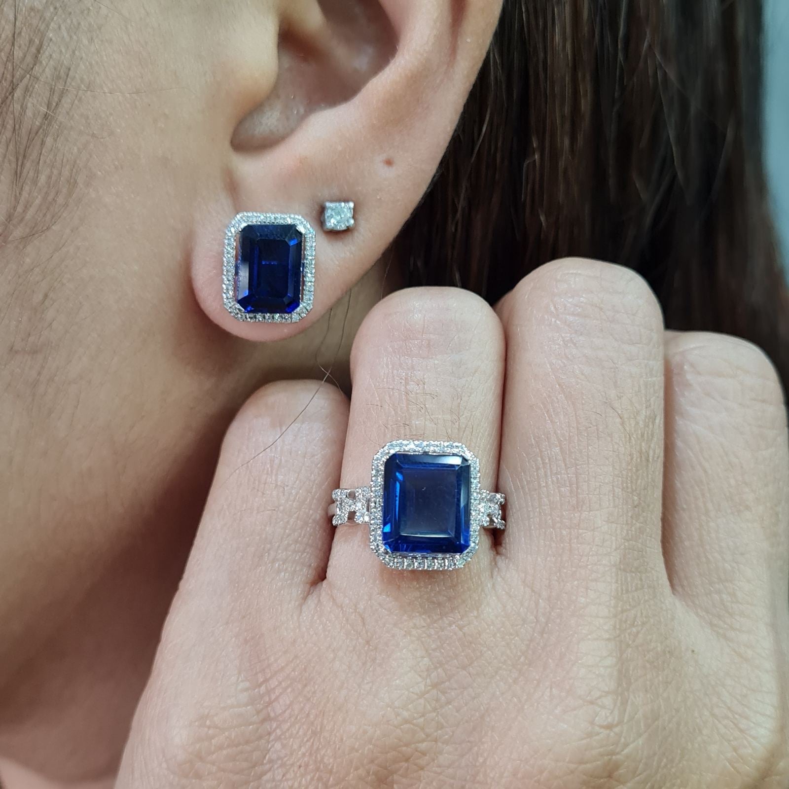 Blue Sapphire Gemstones Emerald Diamond Jewelry Set 14K