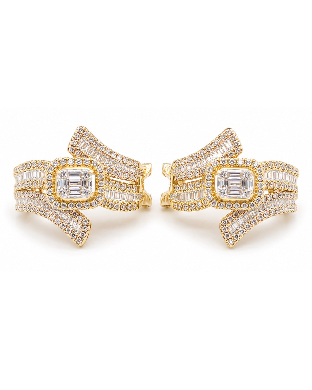 Golden Emerald Paved Overlap Diamond Earrings 14K