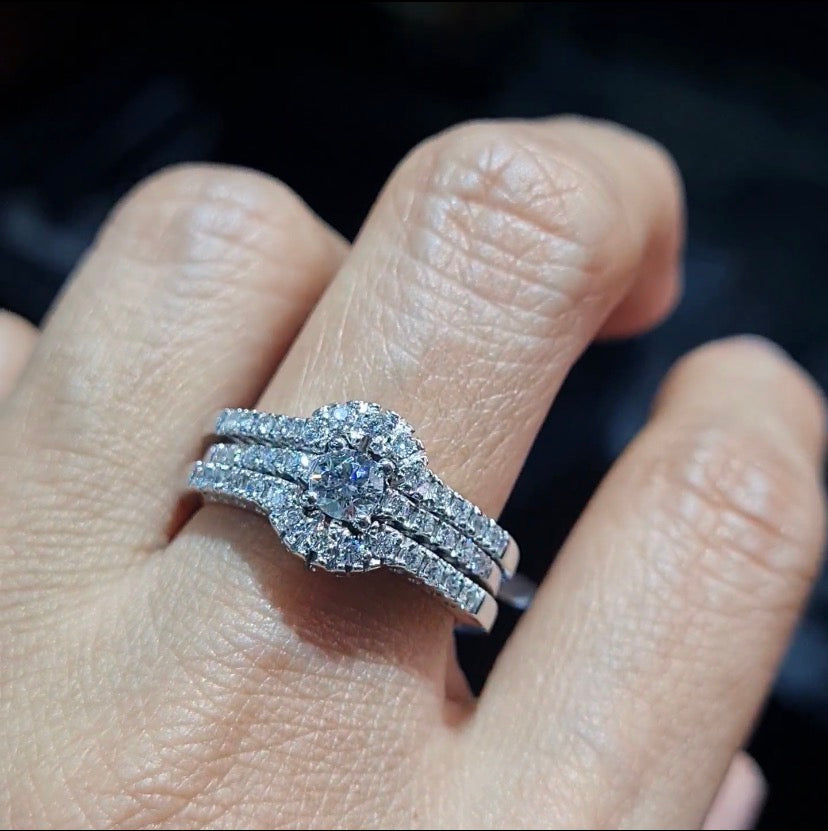 2in1 Round Solitaire Paved Diamond Engagement Ring 18K
