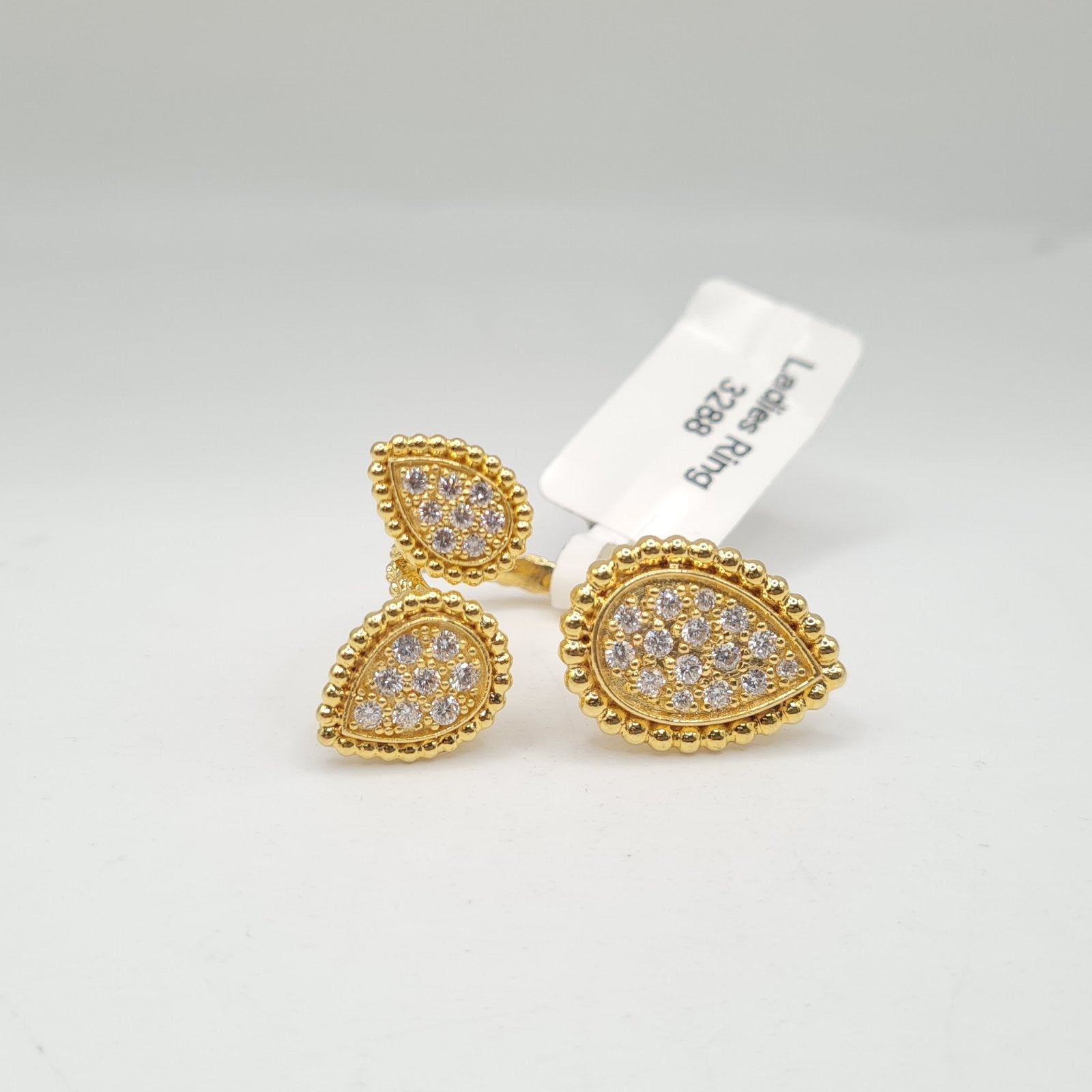 Trio Pear Overlap Golden Beaded Diamond Ring 18K
