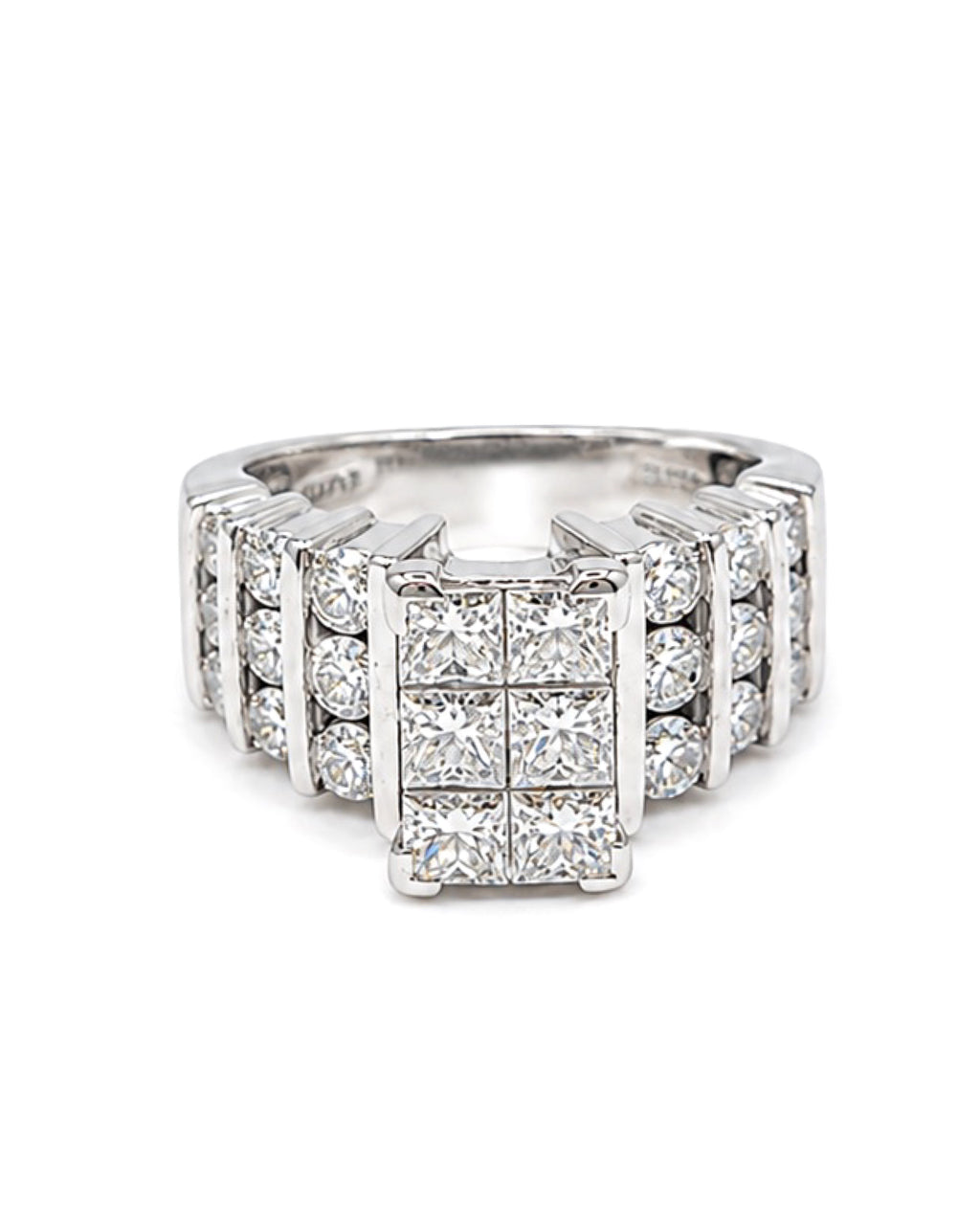 Classic Square Princess Round Shank Diamond Ring 14K