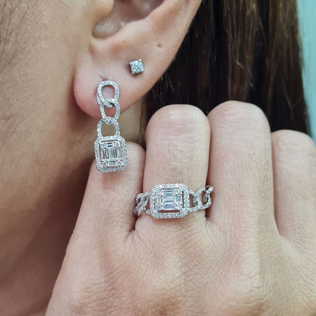 Classic Emerald Halo Chain Dangling Diamond Jewelry Set 14K