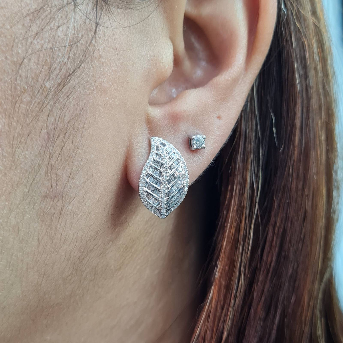 Classic Leaf Baguette Stud Diamond Earrings 14K