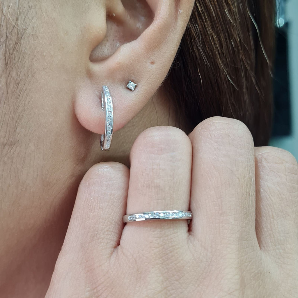 Classic Hoop Diamond Jewelry Set 14K