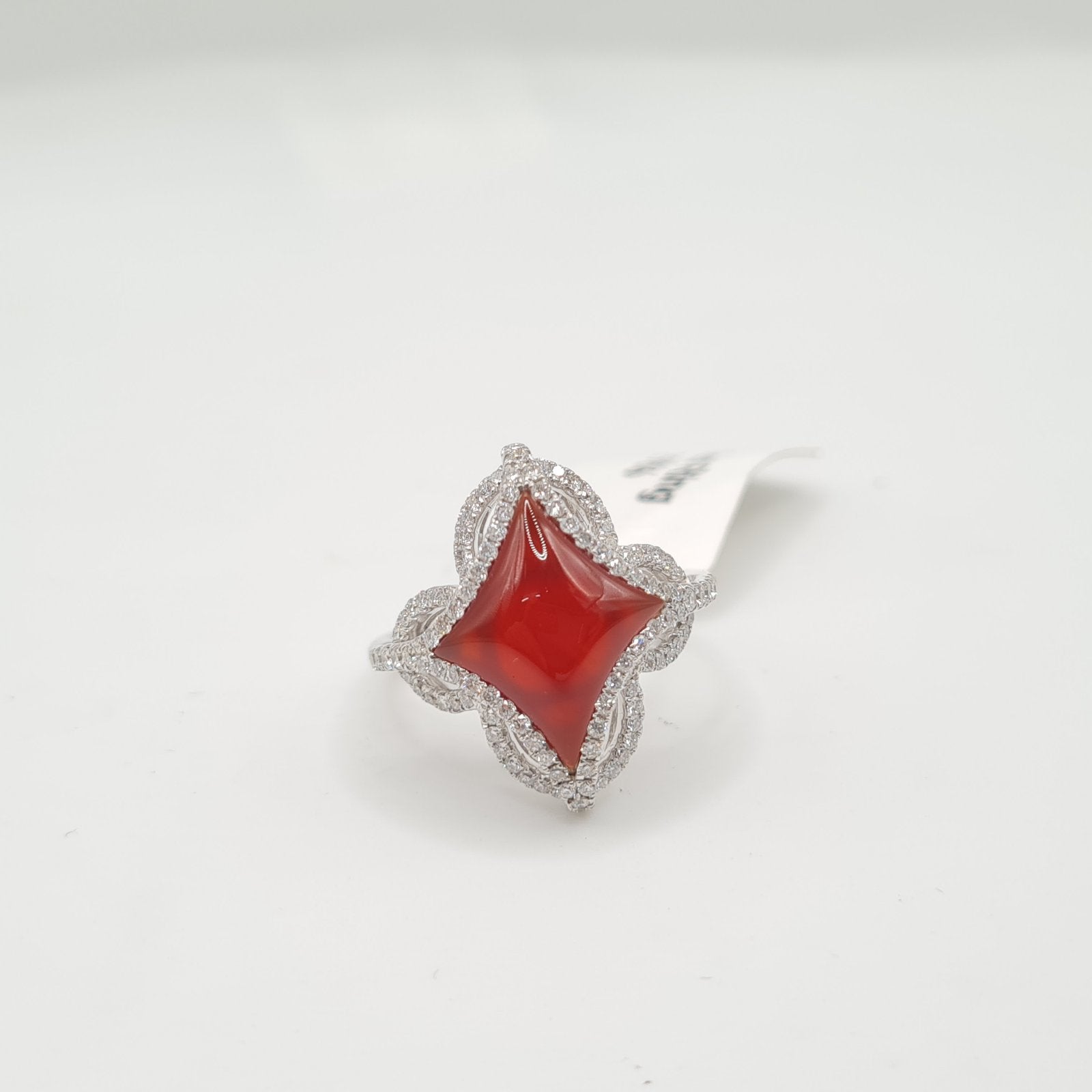 Red Agate Gemstones Clover Diamond Ring 18K