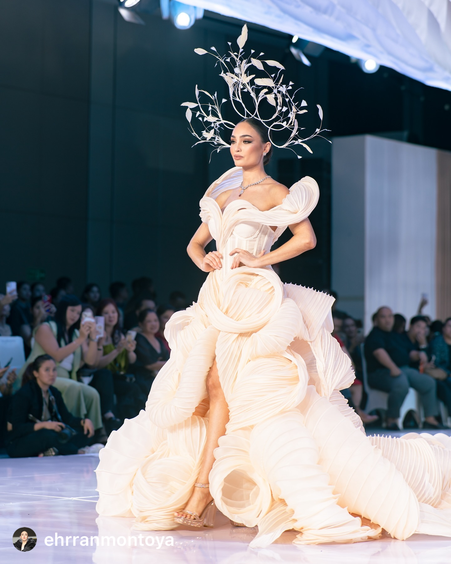 #CelebritySpotted | Miss Universe 2022 #RBonneyGabriel in LVNA By Drake Dustin for Ehrran Montoya
