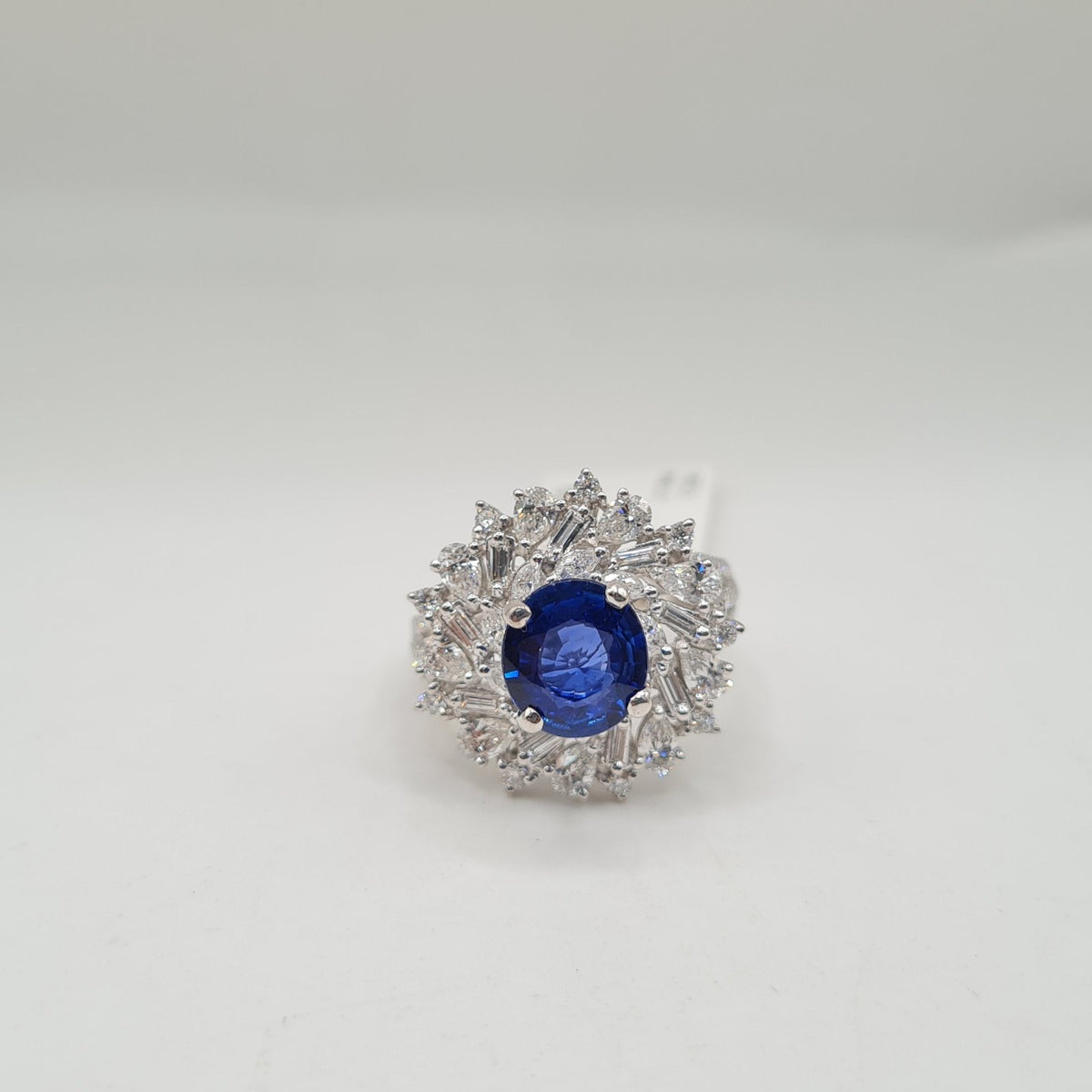 X Round Blue Sapphire Cluster Baguette Diamond Ring 18K