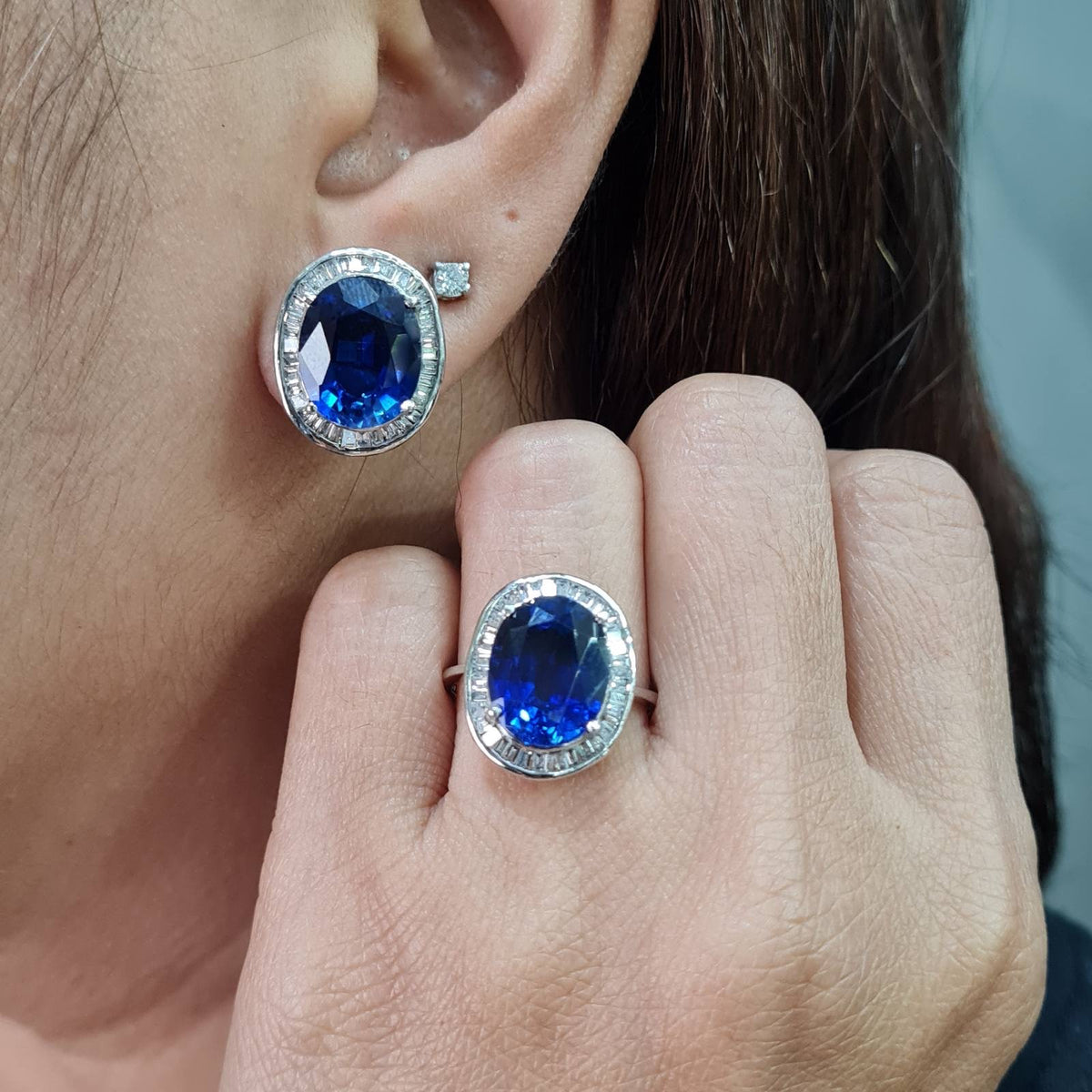 Oval Halo Blue Sapphire Gemstones Diamond Jewelry Set 14K