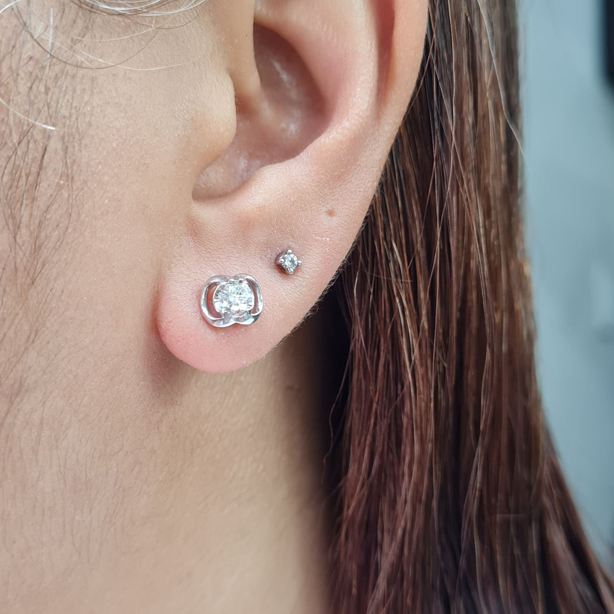 Classic 0.30cts Round Solitaire Halo Stud Diamond Earrings 18K