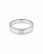 Classic 0.15ct Princess Solitaire Band Diamond Ring 14K