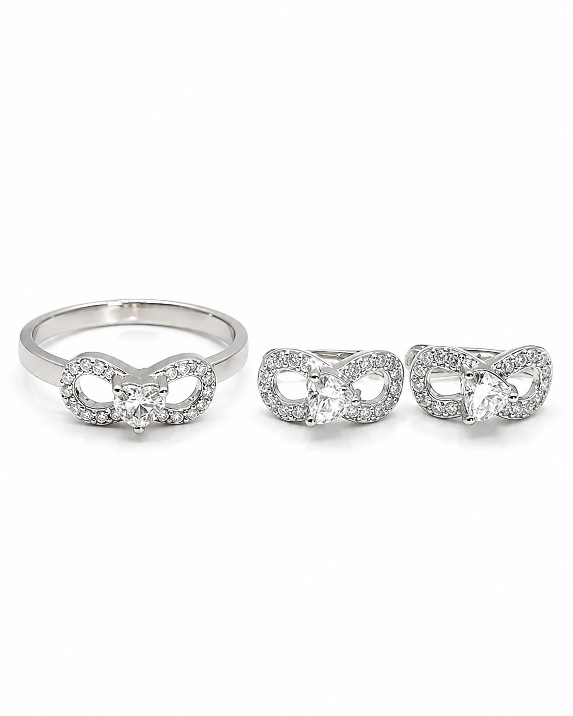 Classic Heart Solitaire Center Infinity Diamond Jewelry Set 14K