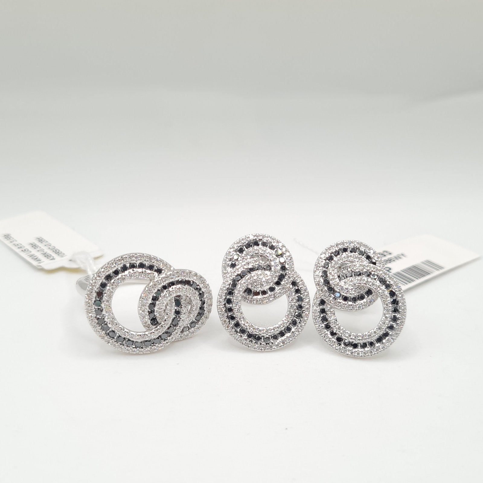 Infinity Diamond Jewelry Set 14K