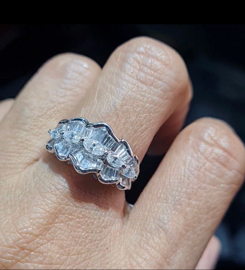 Half Eternity Wave Edge Oval Baguette Diamond Ring 18K