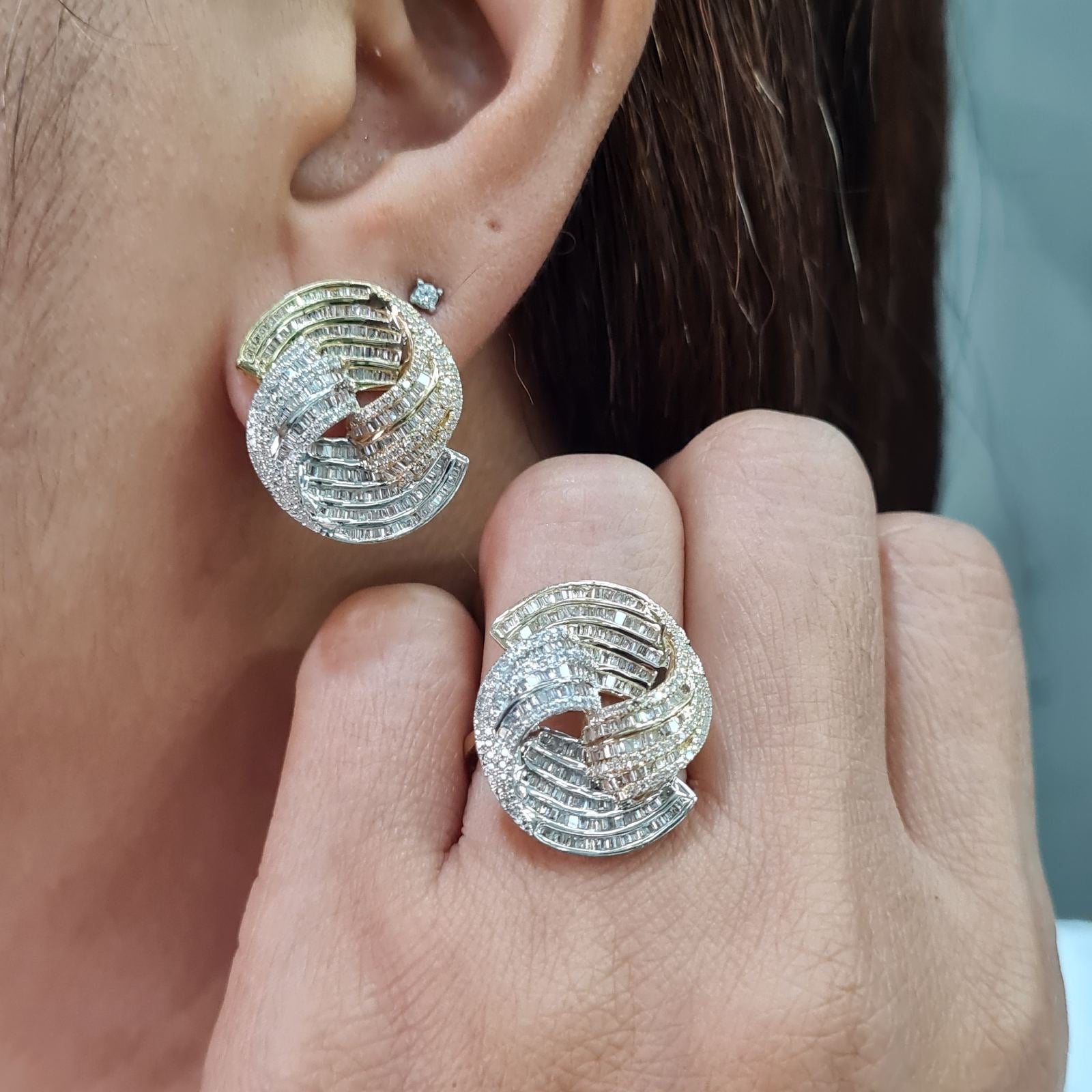 Two Tone Swirl Statement Diamond Jewelry Set 14K