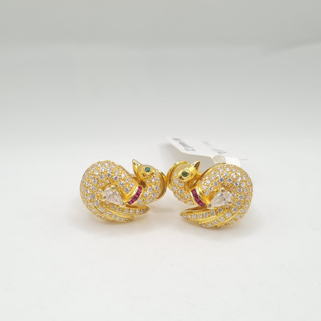 Golden Swan Stud Diamond Earrings 18K