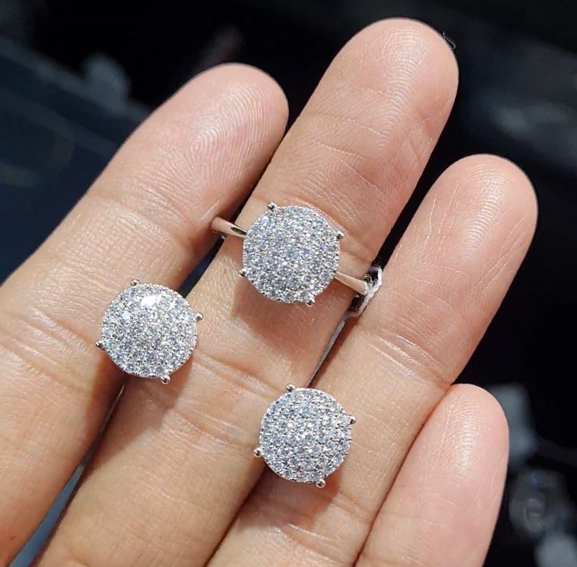 Classic Round Paved Stud Diamond Jewelry Set 14K