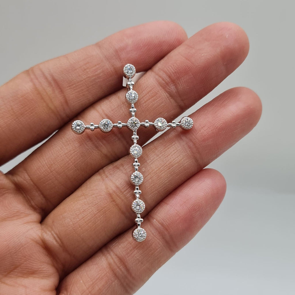 Round Bezel Links Cross Diamond Necklace Pendant 18K