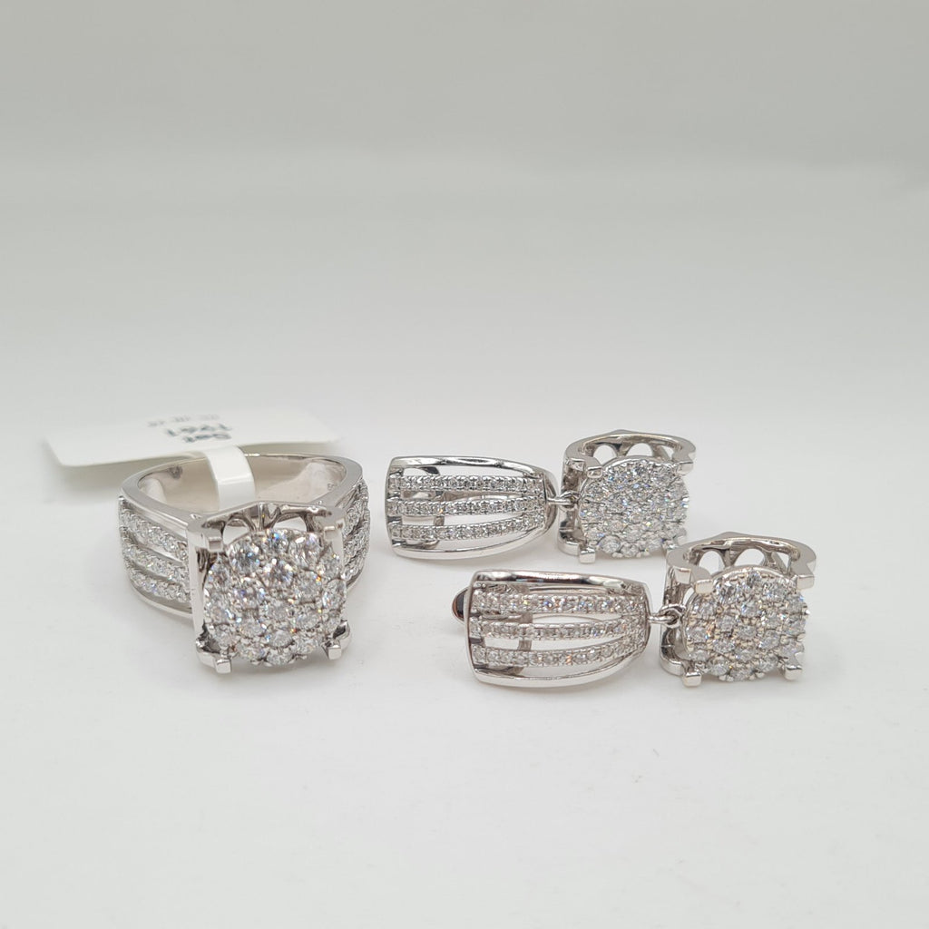 Round Dangling Statement Diamond Jewelry Set 14K