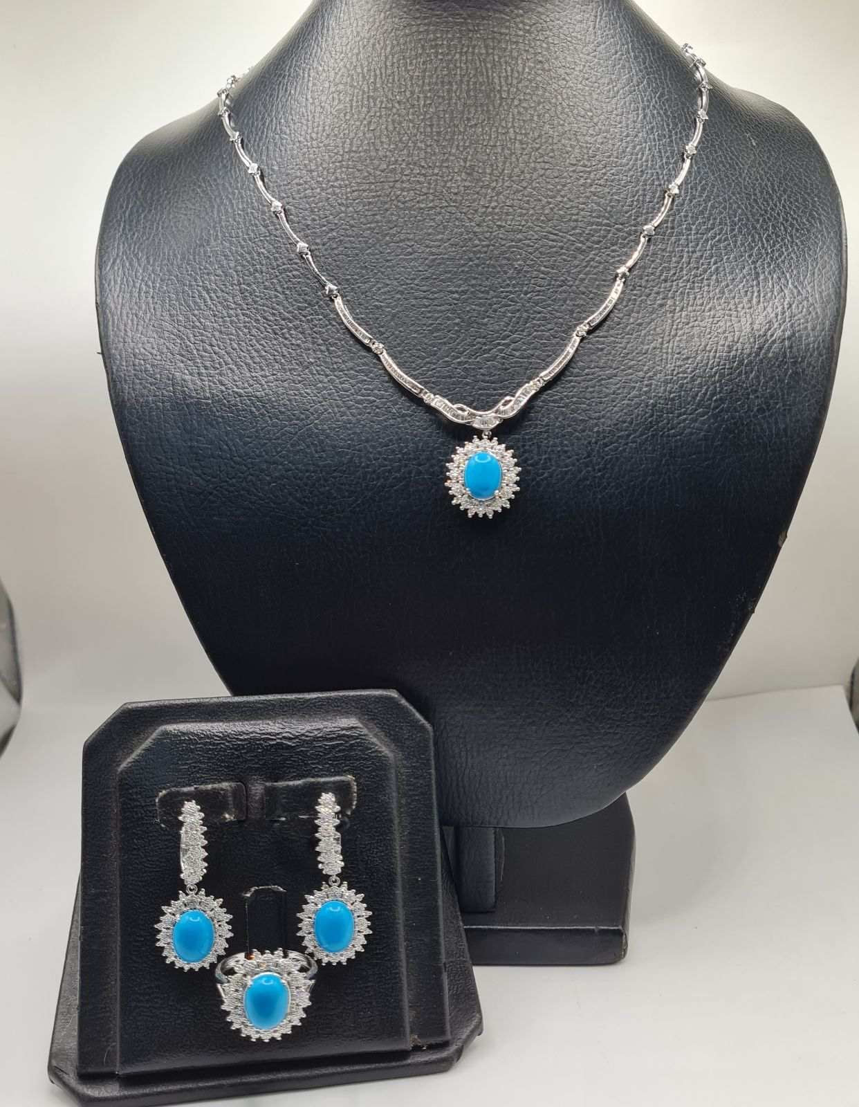 Turquoise Gemstones Oval Drop Diamond Jewelry Set 14K