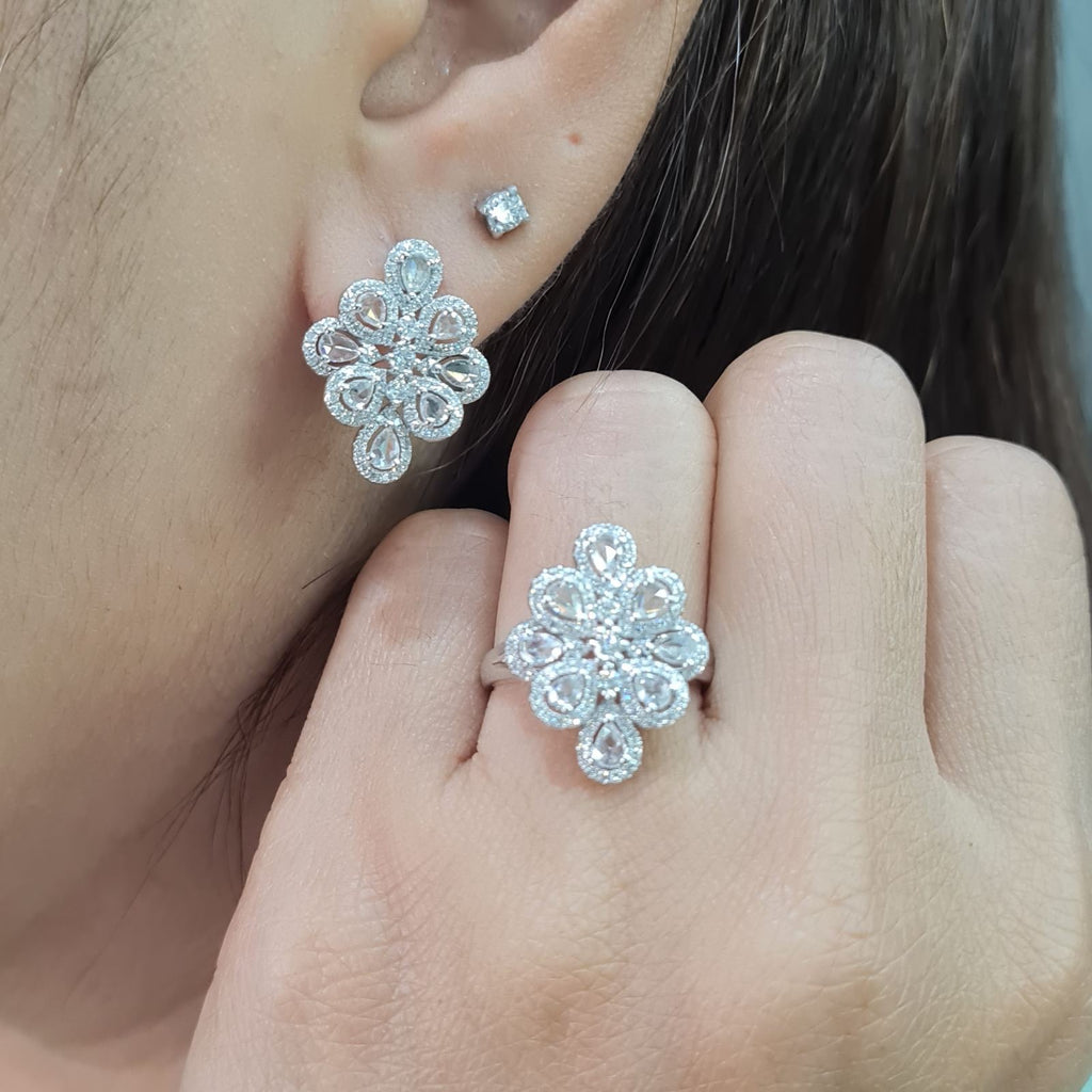 Floral Cluster Diamantes Diamond Jewelry Set 14K