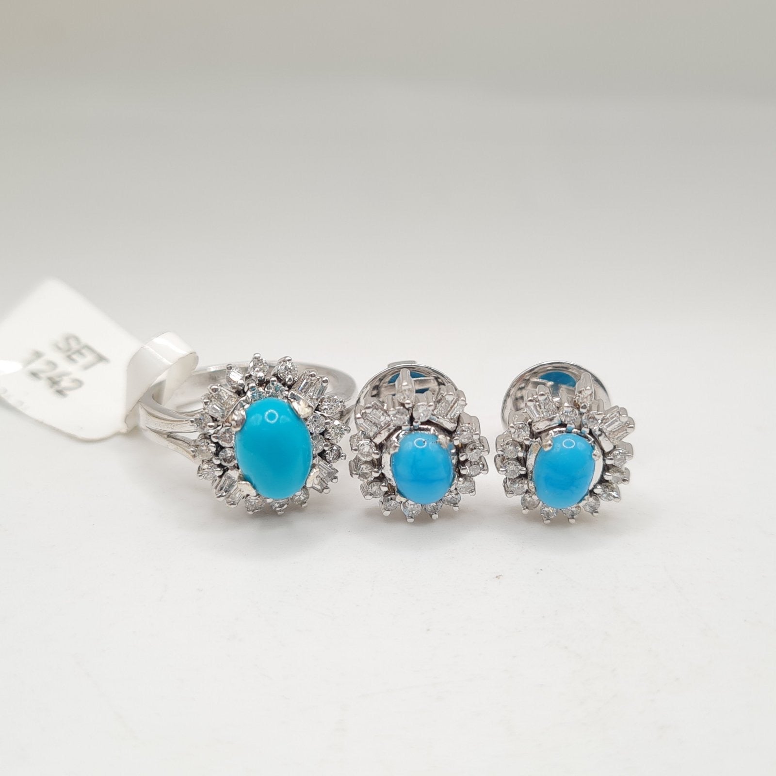 Turquoise Gemstones Cluster Halo Diamond Jewelry Set 14K
