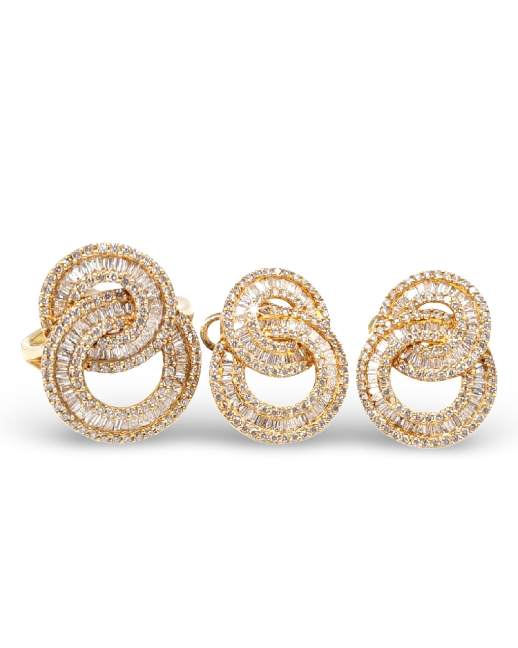 Golden Infinity Diamond Jewelry Set 18K