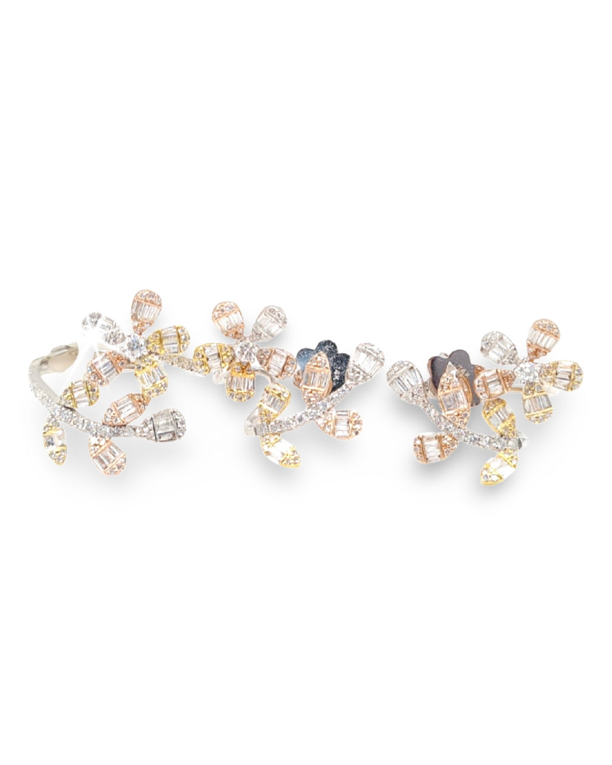 Three Tone Floral Overlap Diamond Jewelry Set 18K