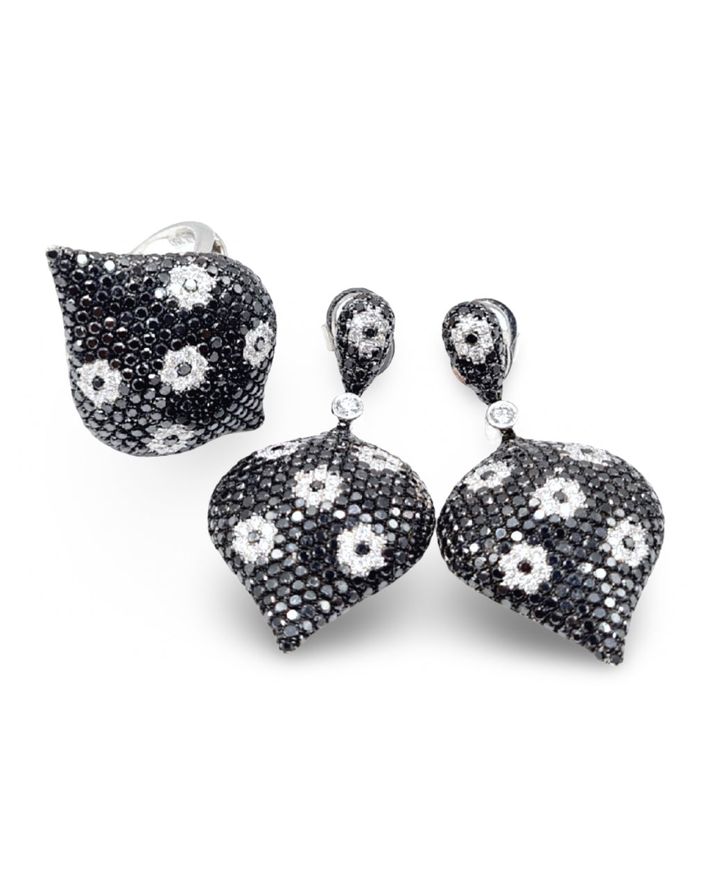 Fancy Black Diamonds Leaf Dangling Diamond Jewelry Set 18K