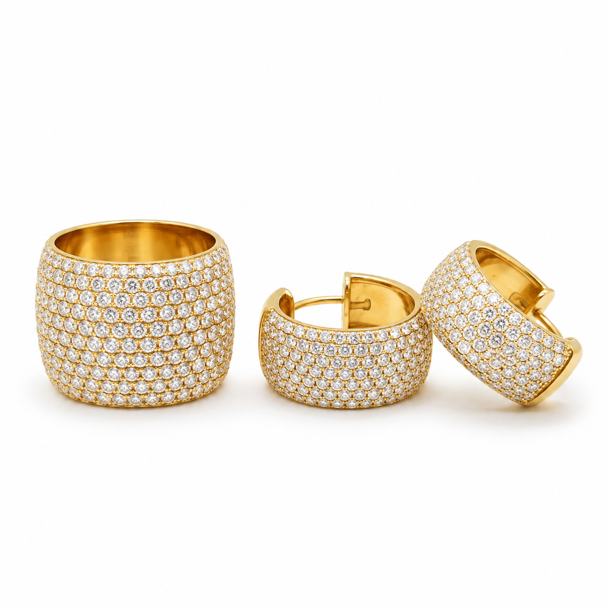 Golden Classic Round Chunky Paved Statement Hoop Diamond Jewelry Set 14K