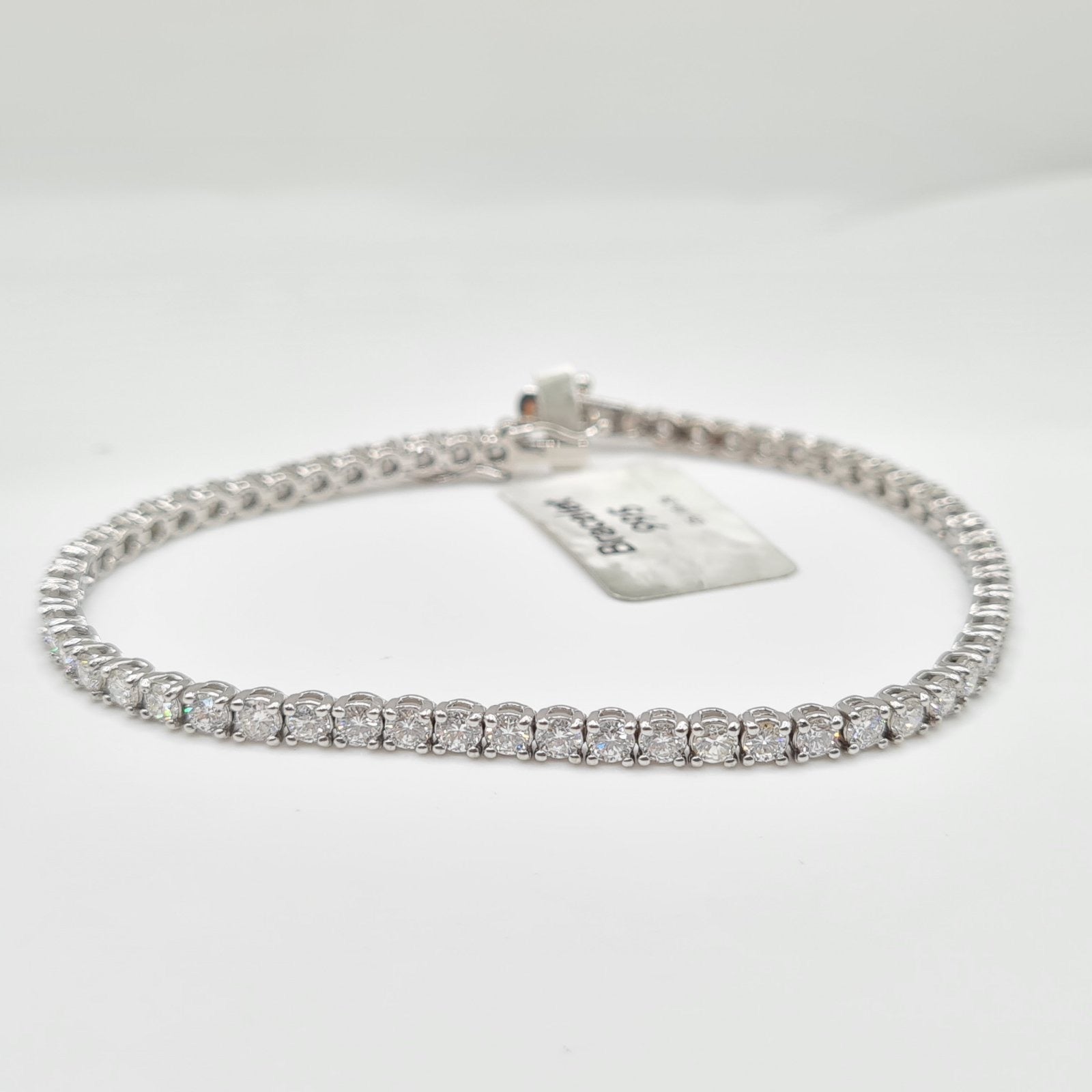 Round Solitaire Full Eternity Diamond Bracelet 18K