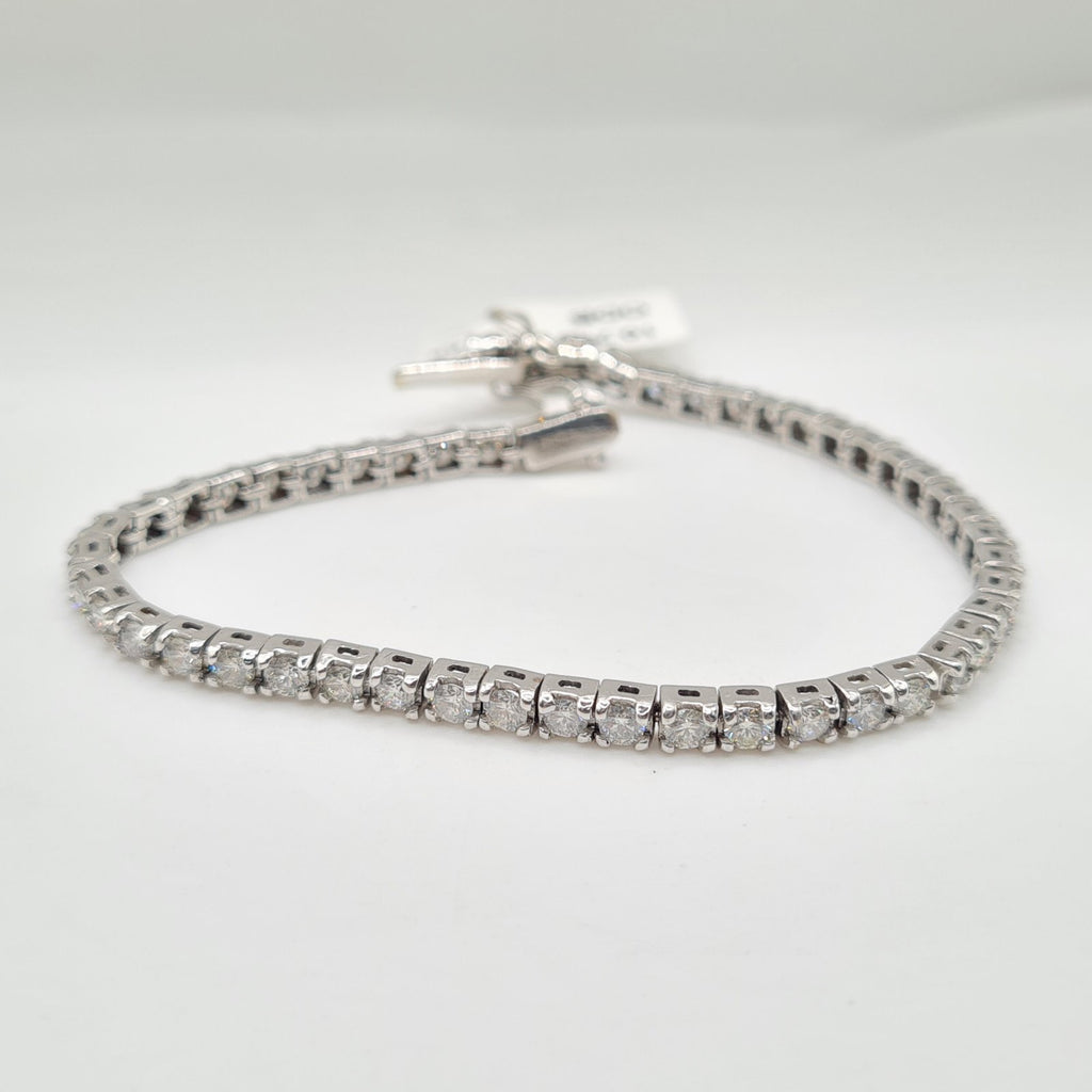 Box Type Eternity Tennis Bracelet 14K