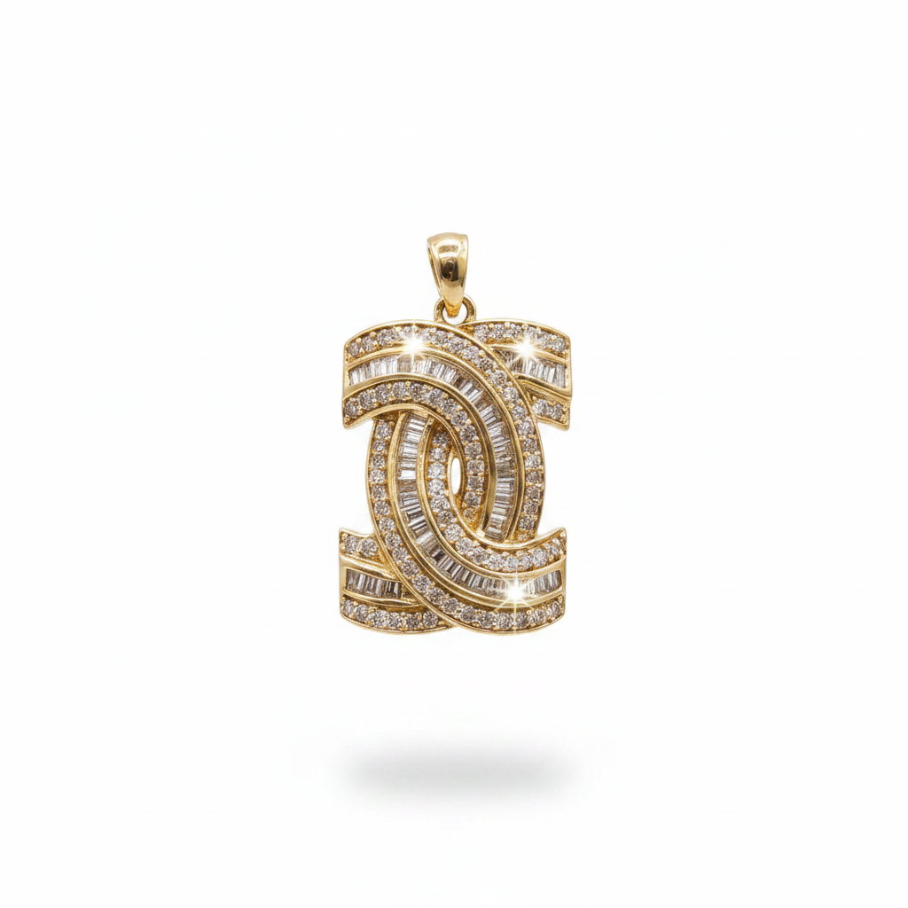 Golden Overlap Baguette Diamond Necklace Pendant 18K